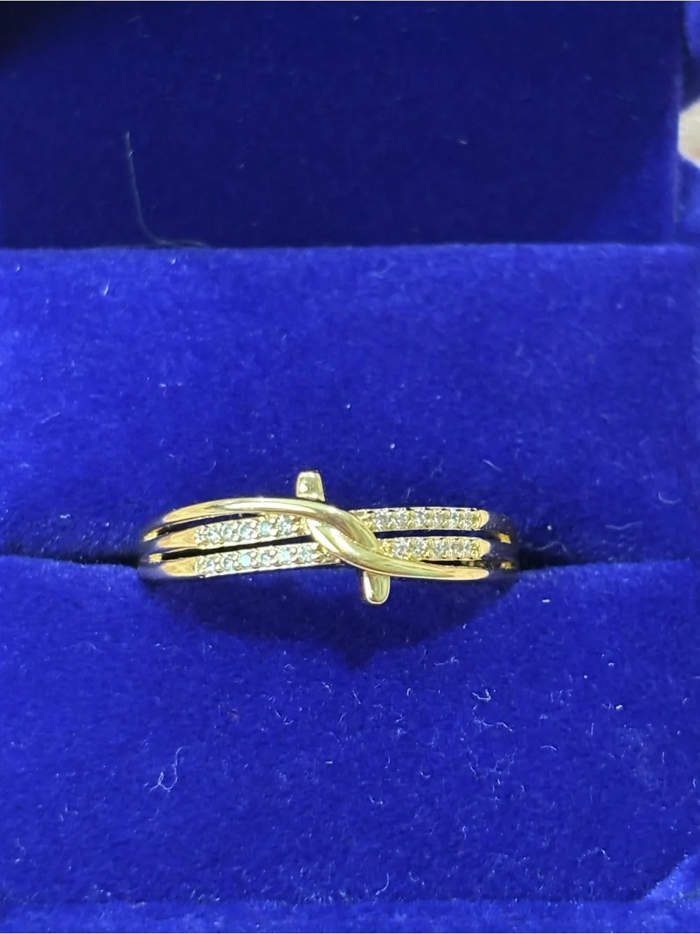 Elegant 18kt Gold filled  Crossed Band Ring with Clear Stones - Women Jewelry